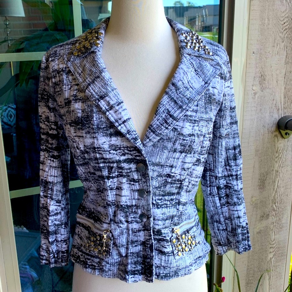 ALBERTO MAKALI EMBELLISHED BLAZER JACKET